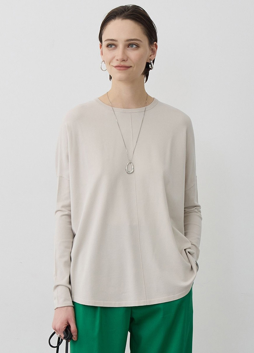 定番寬版圓領針織衫